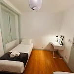 Arroios Hostel *