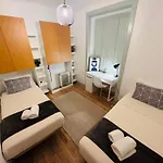 Arroios Hostel Lizbona